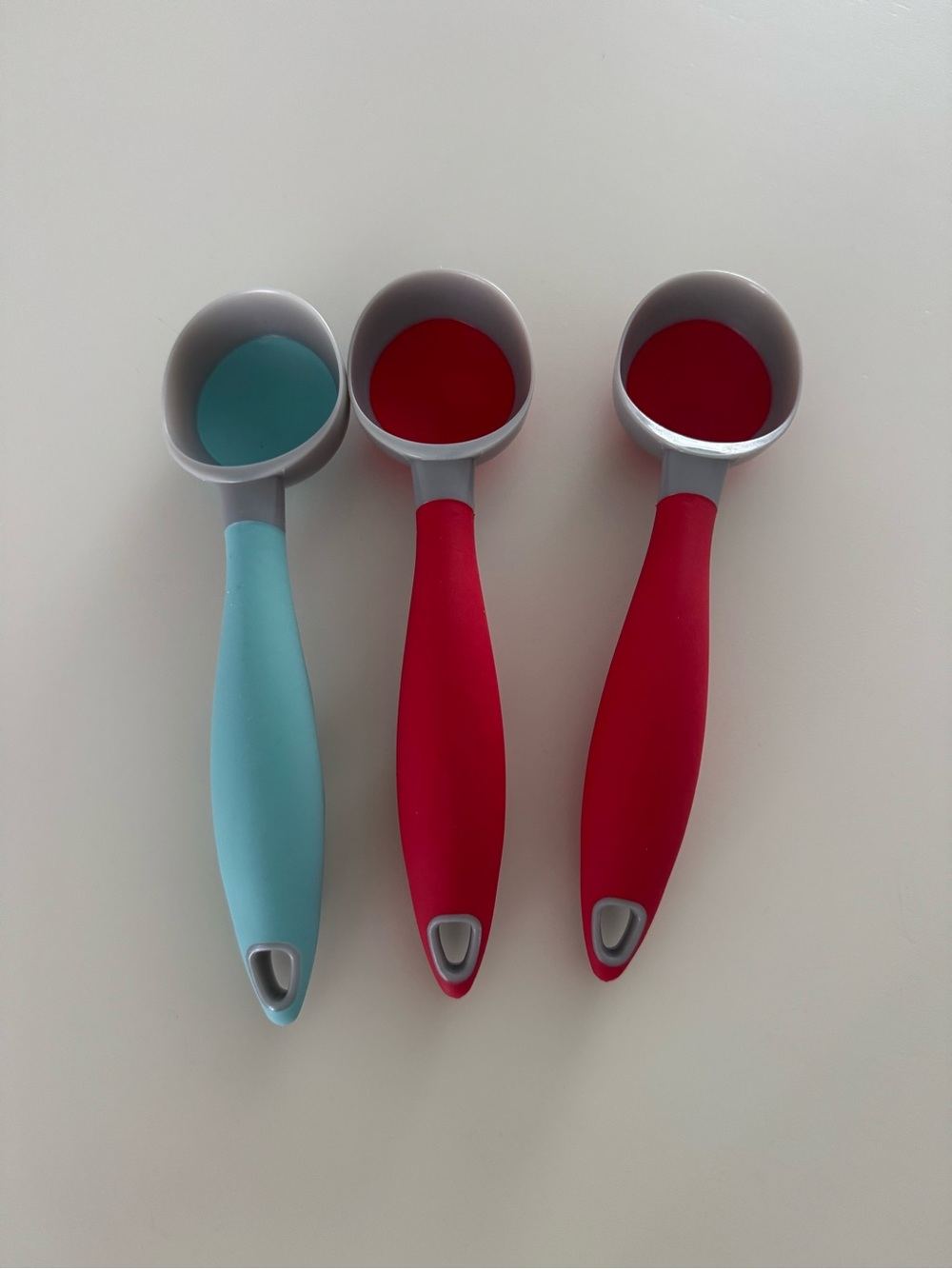 Silicone Handle Ice Cream Scoops (Set of 3) - Aqua & Red 🩵❤️